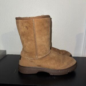 Vintage UGG Australia Ultimate Short 5275 Chestnut Suede Boots Women's Size 8